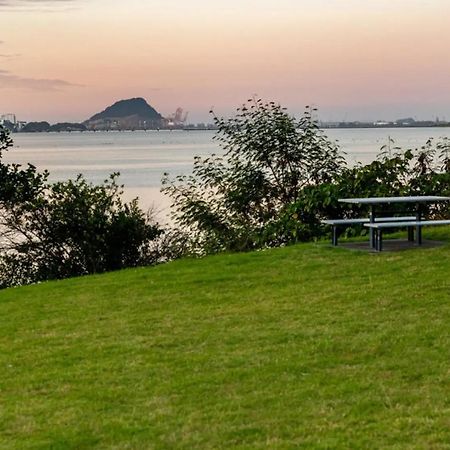 Apartment Near The Water タウランガ エクステリア 写真