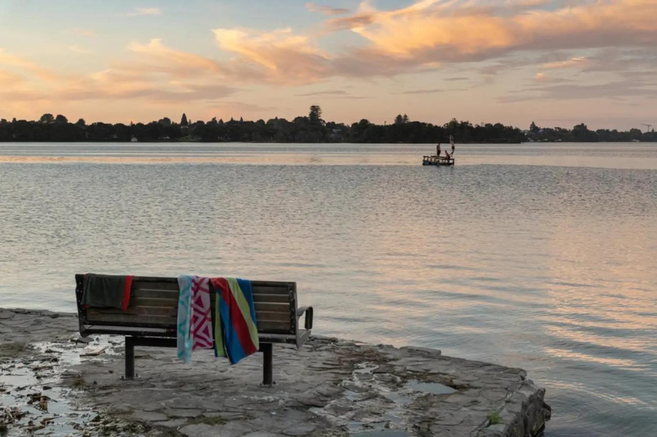 Apartment Near The Water タウランガ エクステリア 写真